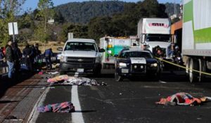 Mueren 11 peregrinos en la carretera México-Puebla || El Hispano News