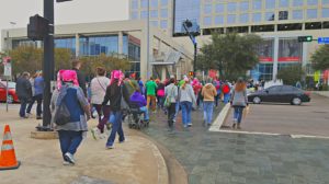Miles marchan en Dallas, y el resto del país || El Hispano News
